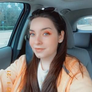 Meet your Posher, Hannah alexandra